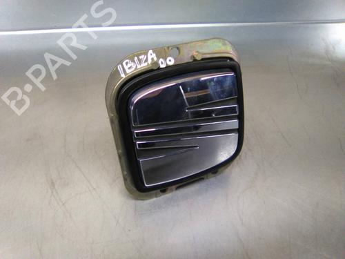 Used Tailgate handle Tailgate handle 19847609 19847609