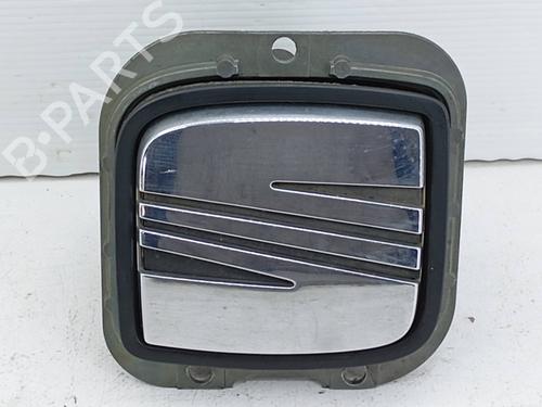 Used Tailgate handle Tailgate handle 21845915 21845915