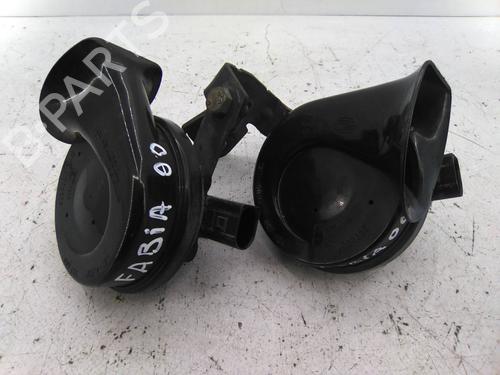 Used Horn Horn SKODA FABIA I Praktik (6Y5) 1.2 (54 hp) 19847791 19847791