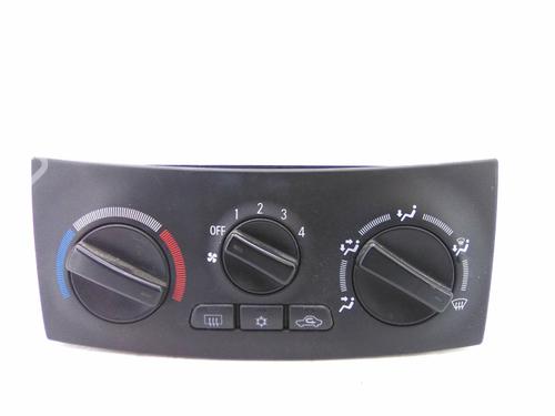 Used Climate control Climate control MITSUBISHI SPACE STAR MPV (DG_A) 1.9 DI-D (DG4A) (102 hp) 19847915 19847915