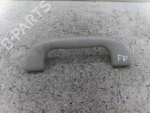 Used Interior roof handle Interior roof handle SUBARU XV (_GP_) 2.0 D AWD (GPD) (147 hp) 19848368 19848368