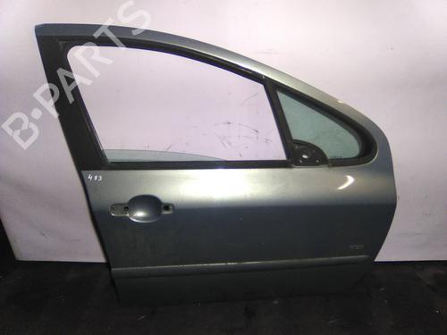Used Right front door Right front door 19848399 19848399