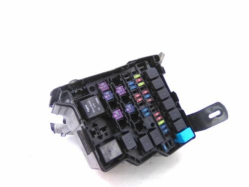 Used Fuse box Fuse box MAZDA 2 (DE_, DH_) 1.3 (DE3FS) (86 hp) 19849532 19849532