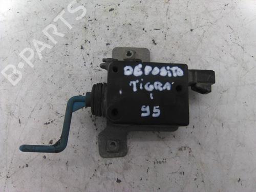 Used Fuel door actuator Fuel door actuator OPEL TIGRA (S93) 1.4 16V (F07) (90 hp) 19849872 19849872