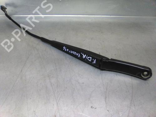 Used Front windshield wiper arm Front windshield wiper arm VW PASSAT B8 (3G2, CB2) 1.6 TDI (120 hp) 19851834 19851834