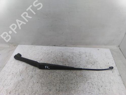 Used Front windshield wiper arm Front windshield wiper arm SUBARU XV (_GP_) 2.0 D AWD (GPD) (147 hp) 19851851 19851851