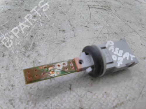 Used Electronic module Electronic module VW PASSAT B6 (3C2) 1.9 TDI (105 hp) 19851916 19851916
