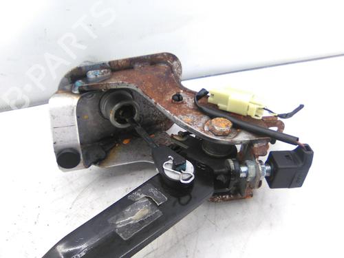 Clutch pedal HYUNDAI i30 (FD) 1.6 CRDi | BP19851955I13 - Image 2