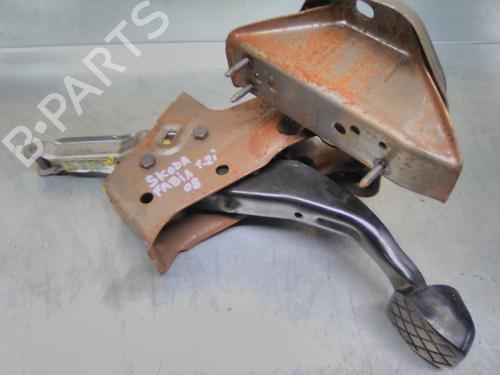 Used Break pedal Break pedal SKODA FABIA II Combi (545) 1.2 (70 hp) 19851960 19851960