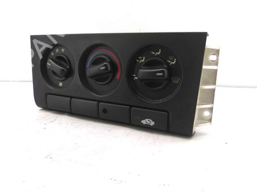 Used Climate control Climate control HONDA CIVIC VI Aerodeck (MB, MC) 1.4 16V (MB8) (90 hp) 19852251 19852251