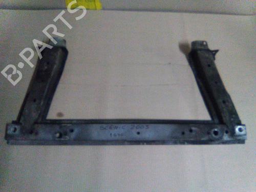 Used Crossmember Crossmember RENAULT SCÉNIC II (JM0/1_) 1.5 dCi (JM0F) (82 hp) 19852354 19852354