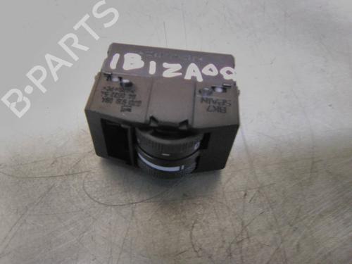 Used Switch Switch SEAT IBIZA II (6K1) 1.6 i (101 hp) 19853340 19853340