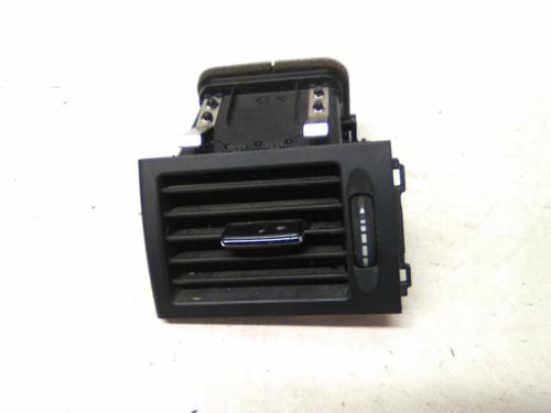 Used Air vent Air vent MERCEDES-BENZ C-CLASS (W204) C 220 CDI (204.008) (170 hp) 19853640 19853640