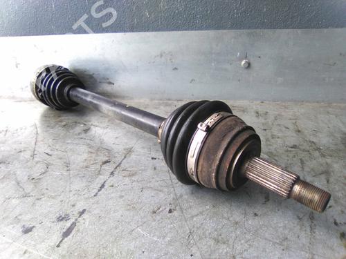 Used Left front driveshaft Left front driveshaft VW GOLF III (1H1) 1.9 D (64 hp) 22933444 22933444