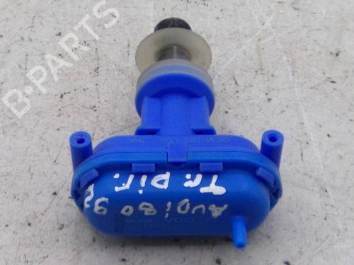 Used Electronic module Electronic module AUDI 80 B4 Saloon (8C2) 1.6 E (101 hp) 19853878 19853878