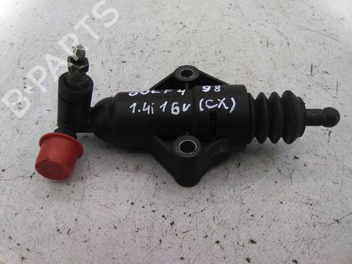 Used Clutch slave cylinder Clutch slave cylinder VW GOLF IV (1J1) 1.4 16V (75 hp) 19853917 19853917