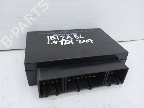 Used Electronic module Electronic module SEAT IBIZA III (6L1) 1.4 TDI (75 hp) 19854419 19854419