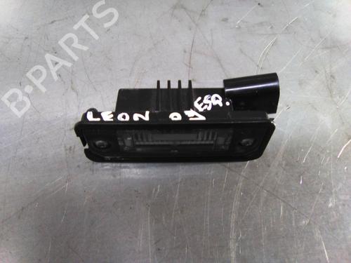 Used Licence plate light Licence plate light SEAT LEON (1P1) 1.4 16V (86 hp) 19854672 19854672