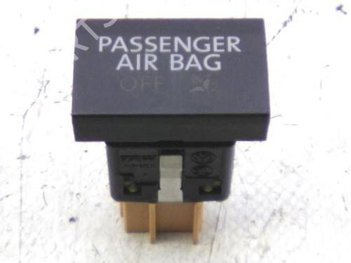 Used Switch Switch VW POLO V (6R1, 6C1) 1.2 TDI (75 hp) 19855418 19855418