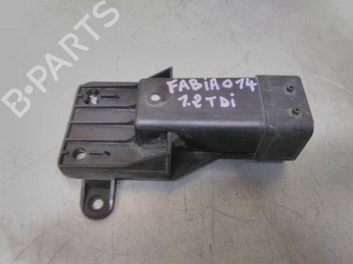 Used Electronic module Electronic module SKODA FABIA II Combi (545) 1.2 TDI (75 hp) 19855744 19855744