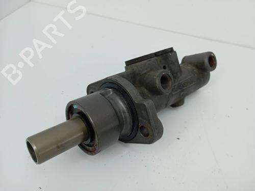 Used Brake master cylinder Brake master cylinder 32390852 32390852