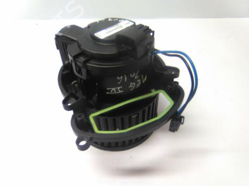 Used Heater blower motor Heater blower motor RENAULT MEGANE III Coupe (DZ0/1_) 1.5 dCi (DZ09, DZ0D, DZ1F, DZ1G, DZ14, DZ29) (110 hp) 22934631 22934631