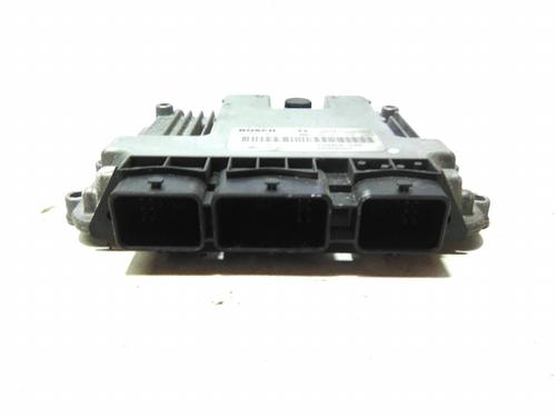 Used Engine control unit (ECU) Engine control unit (ECU) 19856925 19856925
