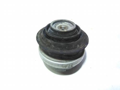 Used Engine mount Engine mount 19857318 19857318