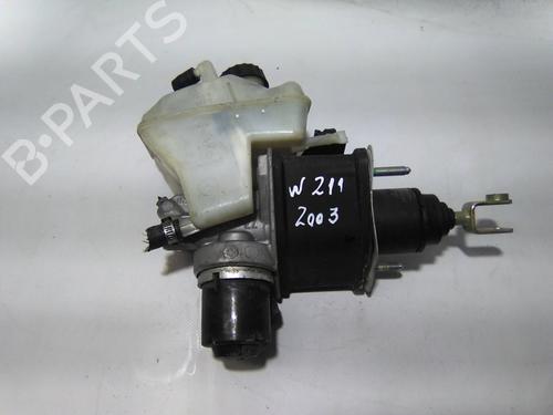 Used Brake master cylinder Brake master cylinder MERCEDES-BENZ E-CLASS (W211) E 270 CDI (211.016) (177 hp) 19857358 19857358