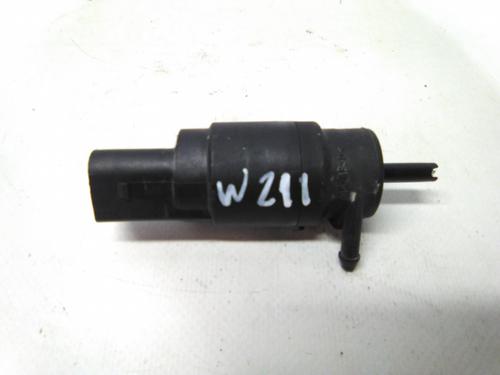Used Washer pump Washer pump MERCEDES-BENZ E-CLASS (W211) E 270 CDI (211.016) (177 hp) 19857363 19857363
