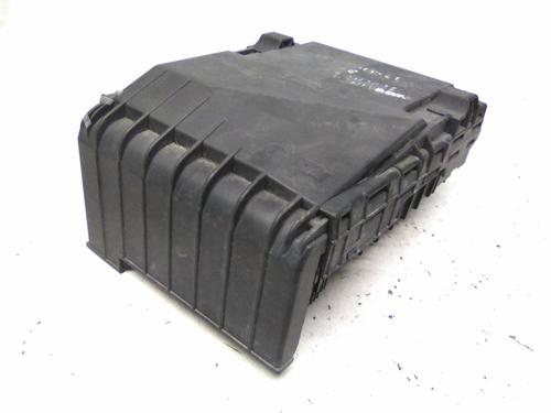 Fuse box VW SCIROCCO Van (137) 2.0 TDi | BP19857719E1 - Image 4