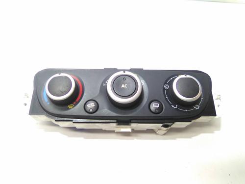 Used Climate control Climate control 19857892 19857892