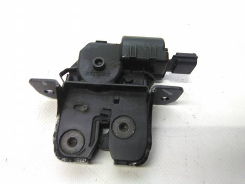 Used Tailgate lock Tailgate lock RENAULT GRAND SCÉNIC III (JZ0/1_) 1.5 dCi (JZ09, JZ0D, JZ10, JZ14, JZ1G, JZ29, JZ2C) (110 hp) 19857904 19857904