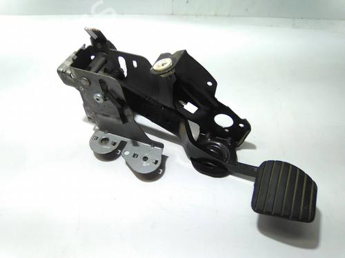 Used Break pedal Break pedal RENAULT GRAND SCÉNIC III (JZ0/1_) 1.5 dCi (JZ09, JZ0D, JZ10, JZ14, JZ1G, JZ29, JZ2C) (110 hp) 19857927 19857927