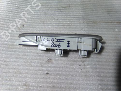 Used Interior roof light Interior roof light RENAULT CLIO III Grandtour (KR0/1_) 1.5 dCi (KR1C, KR1N) (103 hp) 19858003 19858003
