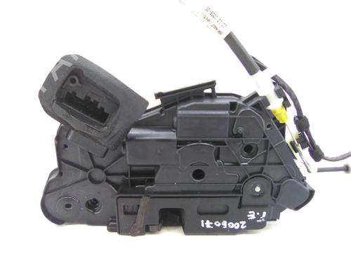 Front left lock VW GOLF VI (5K1) 1.6 TDI | BP26374569C98 - Image 4