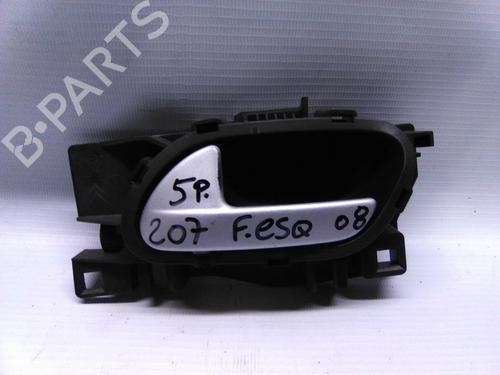 Used Front left interior door handle Front left interior door handle 19858063 19858063