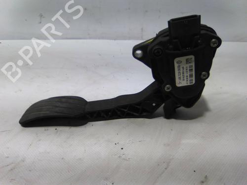 Pedal Pedal RENAULT MASTER III Bus (JV) 2.3 dCi 125 FWD (JV0C, JV0D, JV0H, JV0G, JV0J) (125 hp) 19858172 19858172