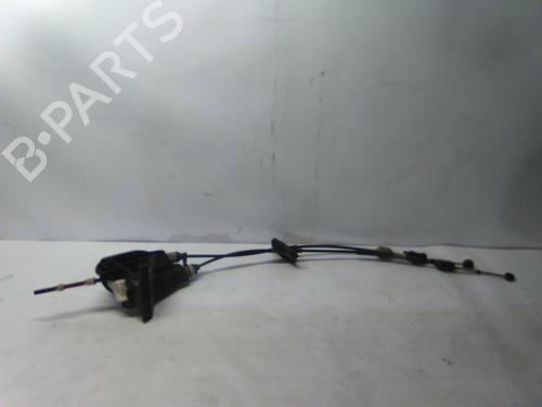 Used Gear lever Gear lever RENAULT MASTER III Bus (JV) 2.3 dCi 125 FWD (JV0C, JV0D, JV0H, JV0G, JV0J) (125 hp) 19858186 19858186