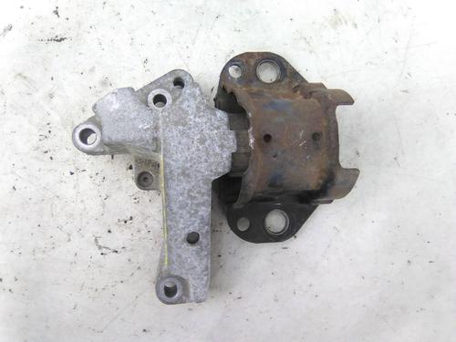 Used Engine mount Engine mount 19858370 19858370