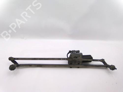 Used Front wiper motor Front wiper motor RENAULT MASTER II Bus (JD) 2.5 D (JD1A, JD0E, JD0A, JD1E) (80 hp) 19858384 19858384