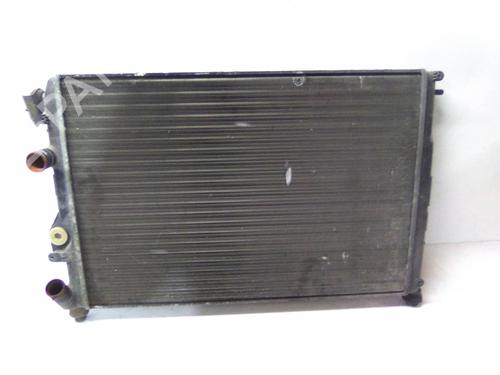 Used Water radiator Water radiator 19858396 19858396