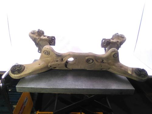 Used Rear axle Rear axle MERCEDES-BENZ E-CLASS (W211) E 270 CDI (211.016) (177 hp) 19858397 19858397