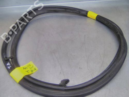 Used Rubber door seal Rubber door seal AUDI A4 B7 Avant (8ED) 2.0 TDI (126 hp) 19859021 19859021