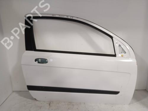 Used Right front door Right front door 19915977 19915977