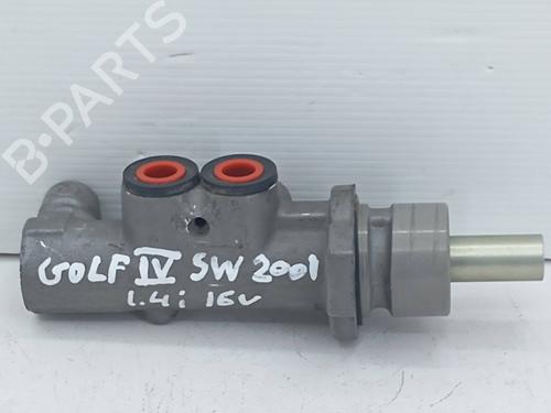 Used Brake master cylinder Brake master cylinder VW GOLF IV (1J1) 1.4 16V (75 hp) 20318502 20318502