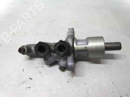Used Brake master cylinder Brake master cylinder 19859721 19859721