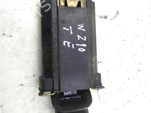 Used Hinge/Door check strap Hinge/Door check strap MERCEDES-BENZ E-CLASS T-Model (S210) E 250 T D (210.210) (113 hp) 22934741 22934741