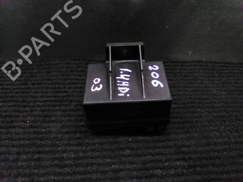 Used Electronic module Electronic module PEUGEOT 206 Hatchback (2A/C) 1.4 HDi (69 hp) 19859856 19859856