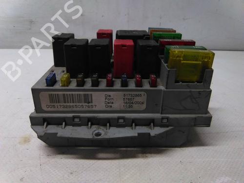 fuse-box-fiat-stilo-192_-14-16v-192axh1b-192bxh1b-0051732865057657-2001-2002-2003-2004-2005-2006-2007-2008-2009-2010-19859916 main image